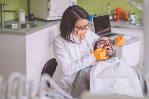 Best Holiday Emergency Dentist in Mountain View, AR